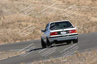 media/Oct-01-2022-Team Topak Racing (Sat) [[f860fb51be]]/2-Inter Low 2/session 1 turn 3/